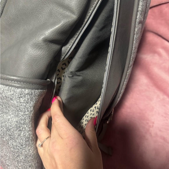 Itzy Ritzy bag! - Picture 6 of 7